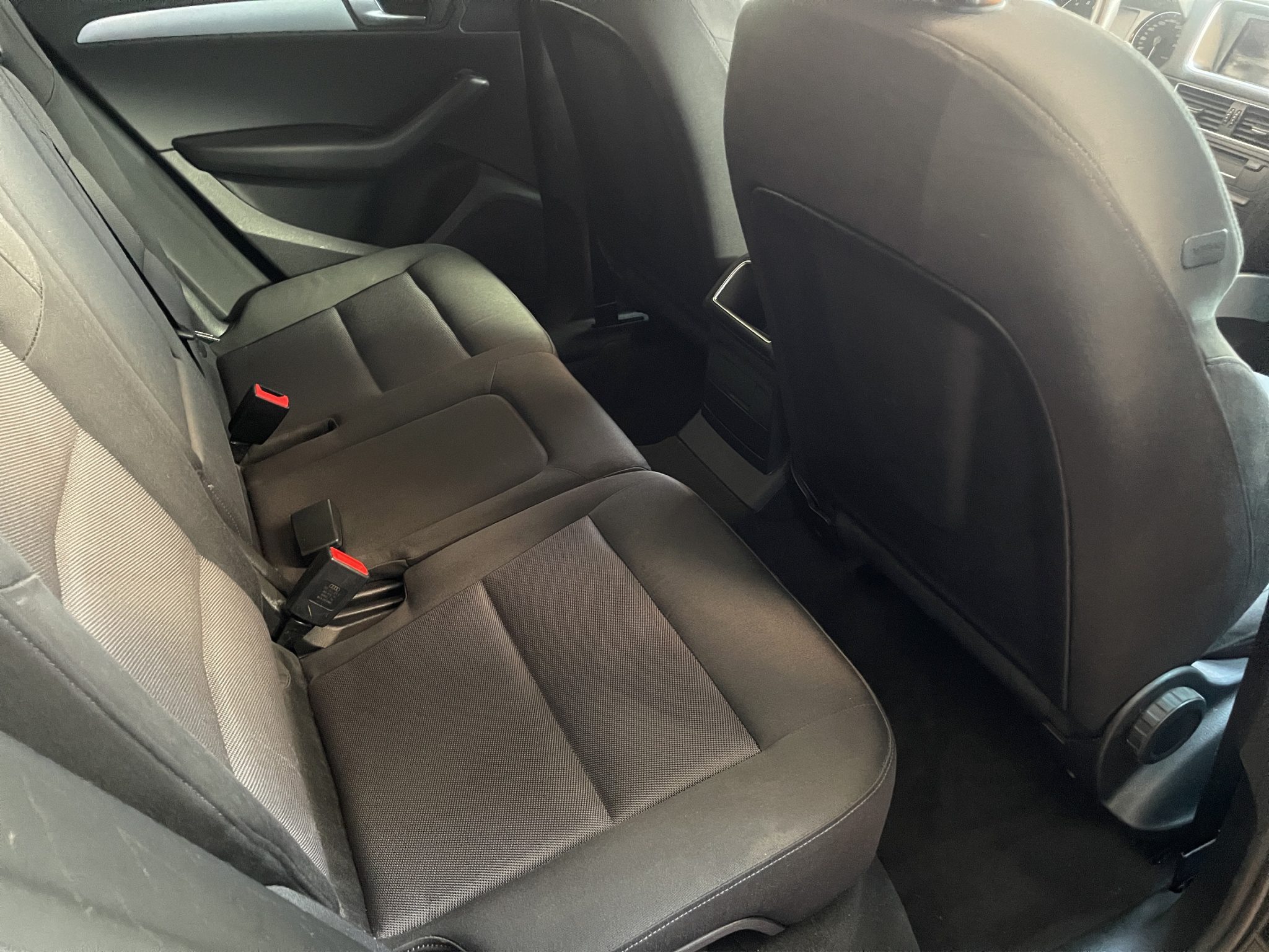AUDIQ5BENZINA_16_converted